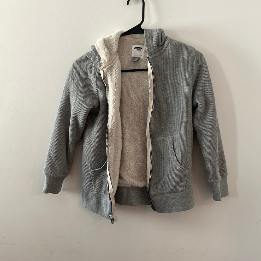 Old navy thick lined sweatshirt size 8